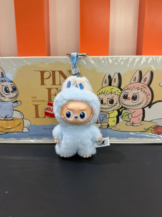 Labubu Pin For Love Vinyl Plush (1 PC)